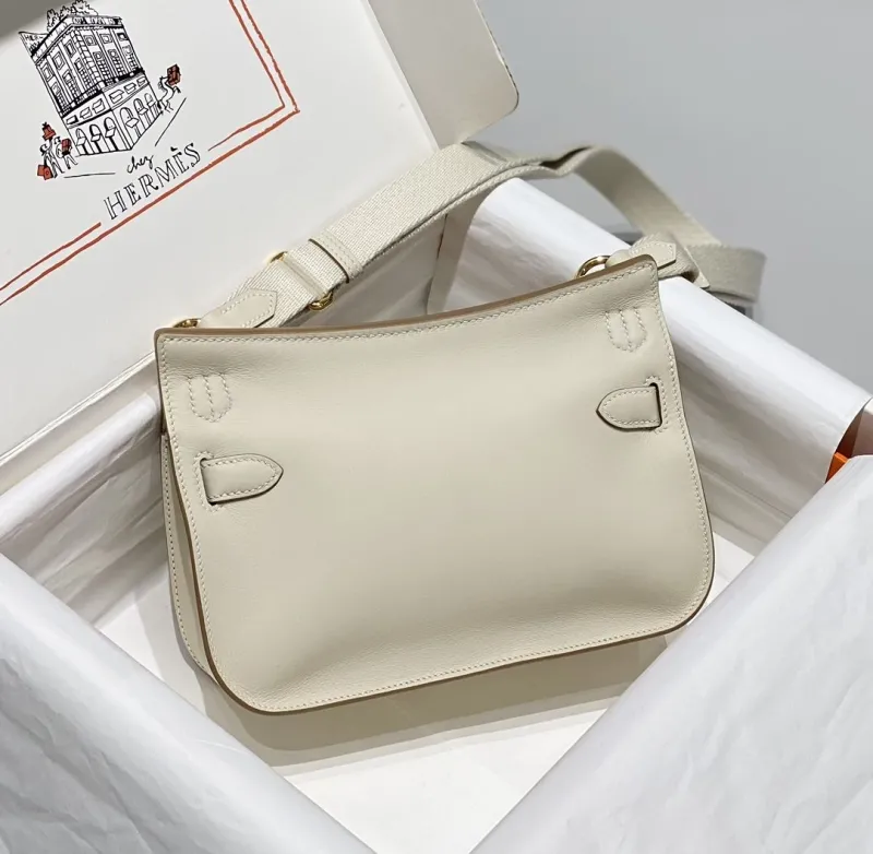 Alternative view of Hermes Cream Leather Satchel Crossbody Bag 230