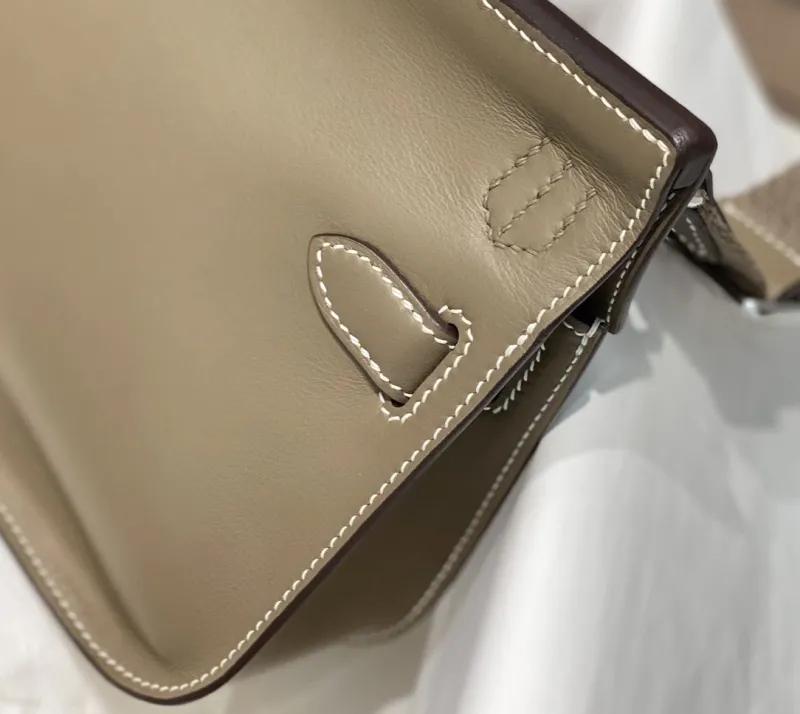 Hermes Taupe Leather Satchel Bag 232 - Image 6