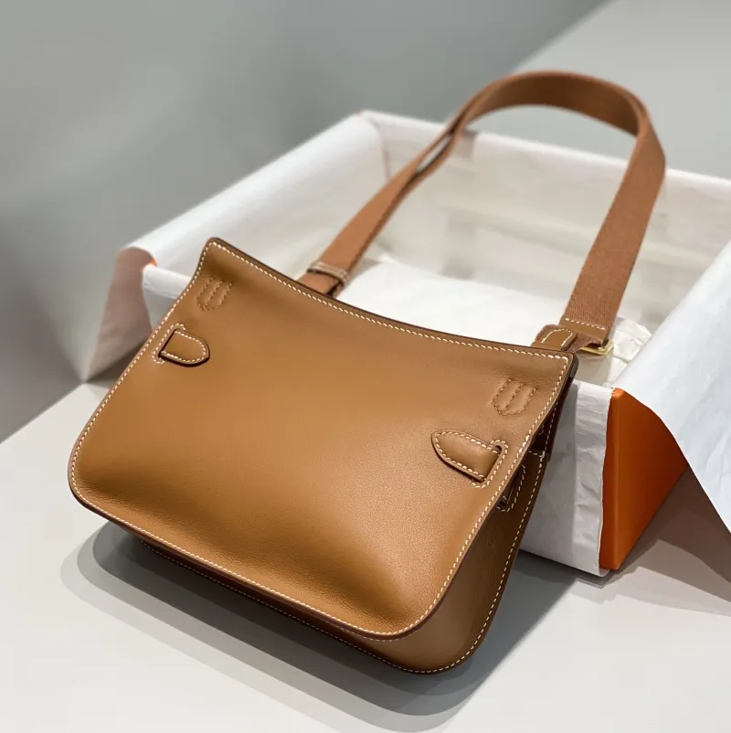 Hermes Brown Leather Satchel Bag 233 - Image 4