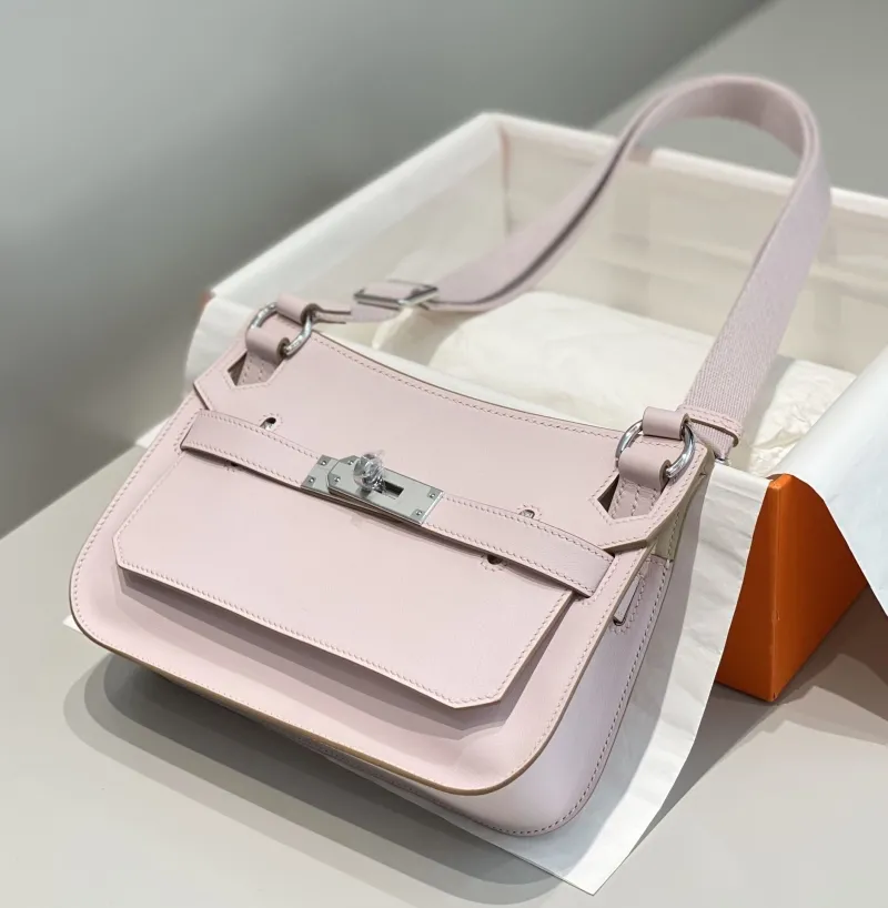 Hermes Pale Pink Satchel Bag 236 - Image 3