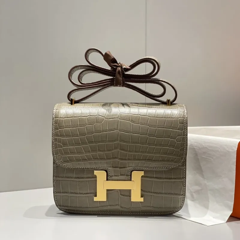 Hermes Gray Crocodile Leather Satchel Crossbody Bag - Image 3