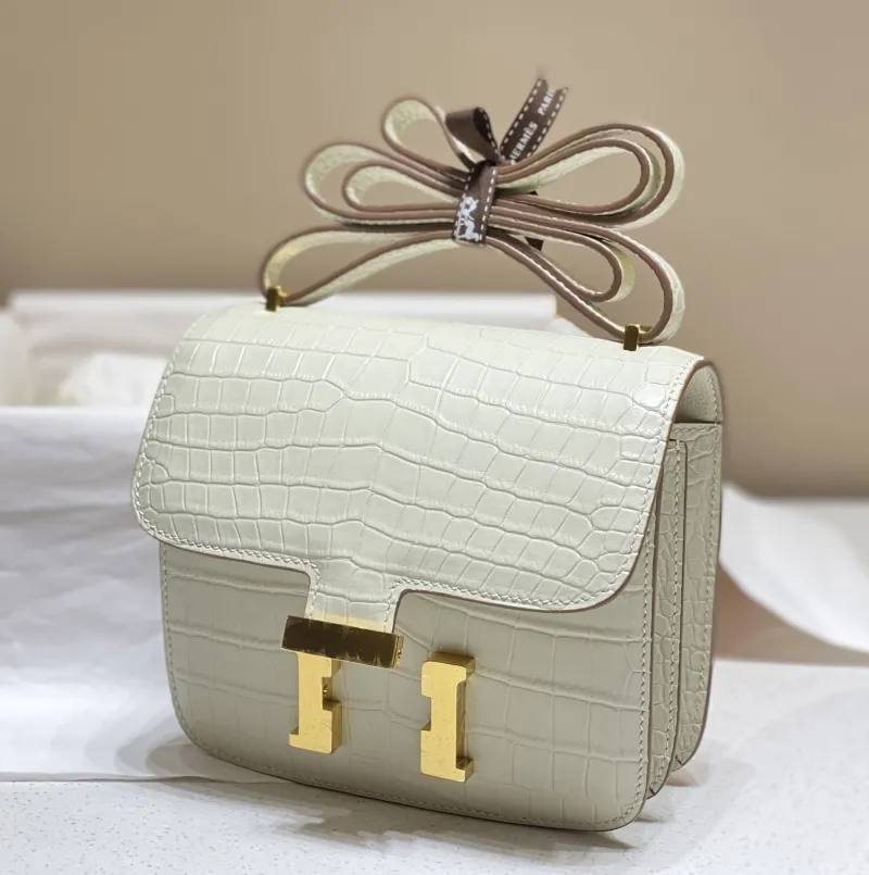 Hermes Cream Crocodile Leather Satchel Bag 242 - Image 4
