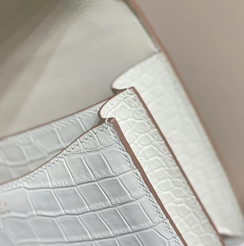 Hermes Cream Crocodile Leather Satchel Bag 242 - Image 8