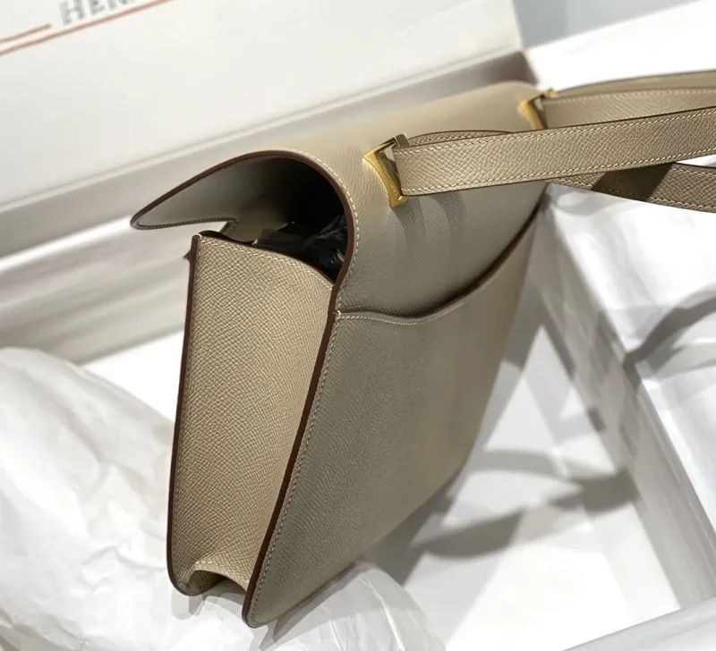 Hermes Beige Leather Satchel Bag - Image 6