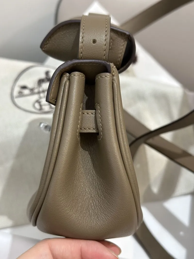 Hermes Taupe Leather Satchel Bag 277 - Image 9