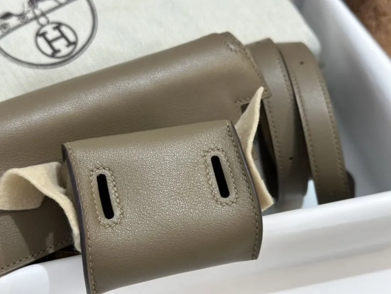 Hermes Taupe Leather Satchel Crossbody Bag - Image 8