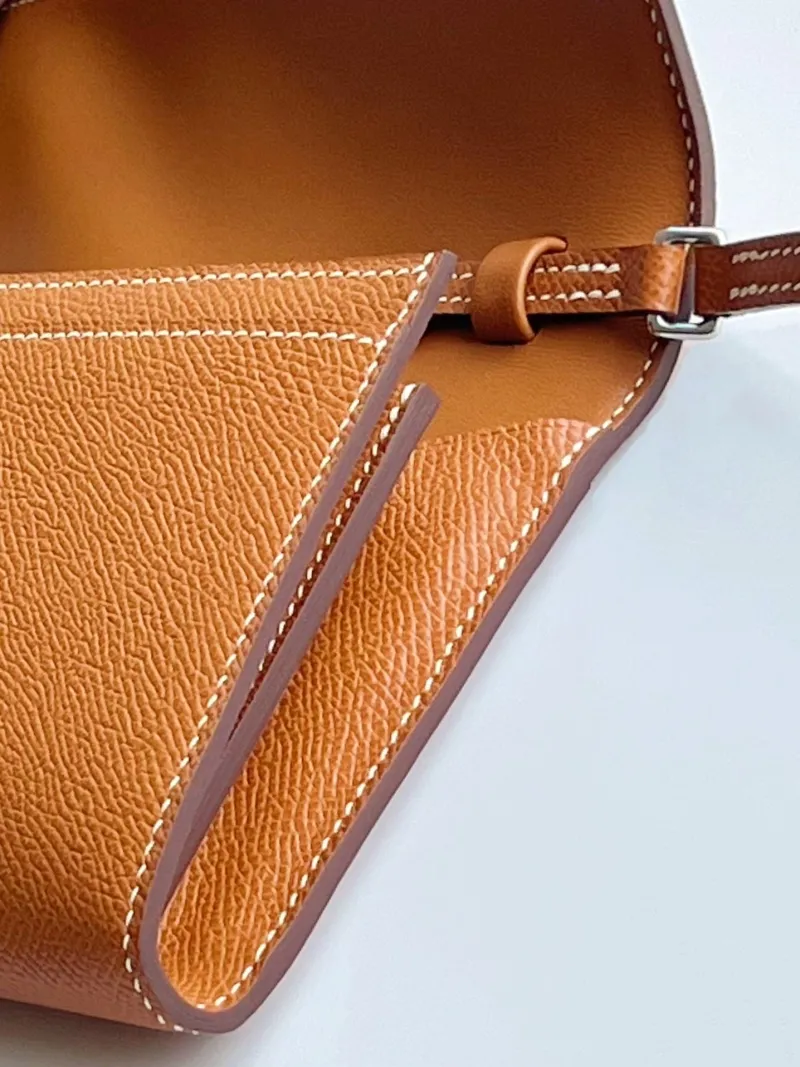 Hermes Tan Leather Crossbody Satchel Bag - Image 5