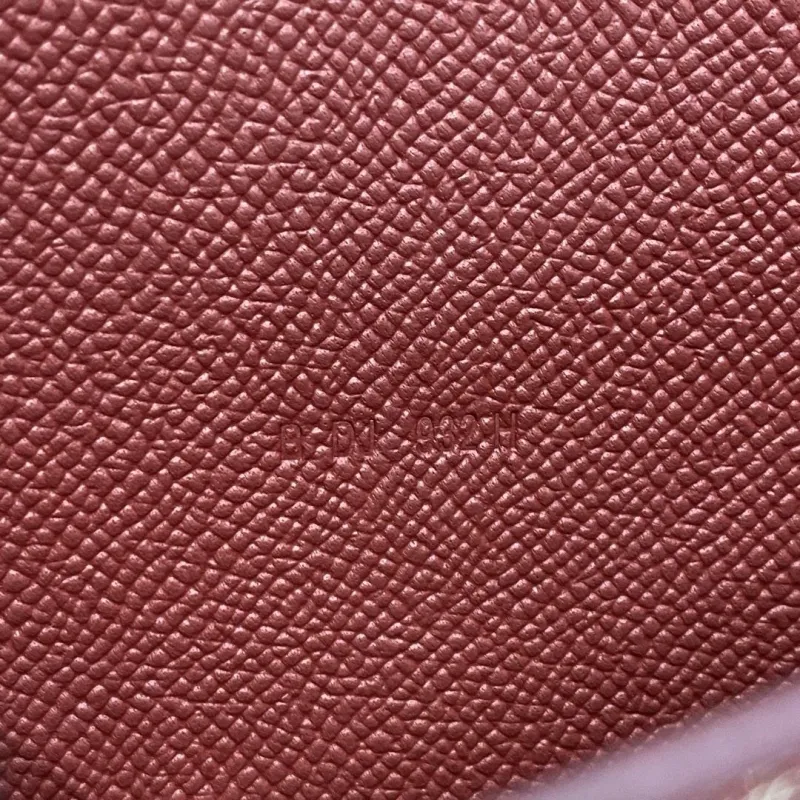 Alternative view of Hermes Burgundy Leather Crossbody Satchel Bag BD1-932H