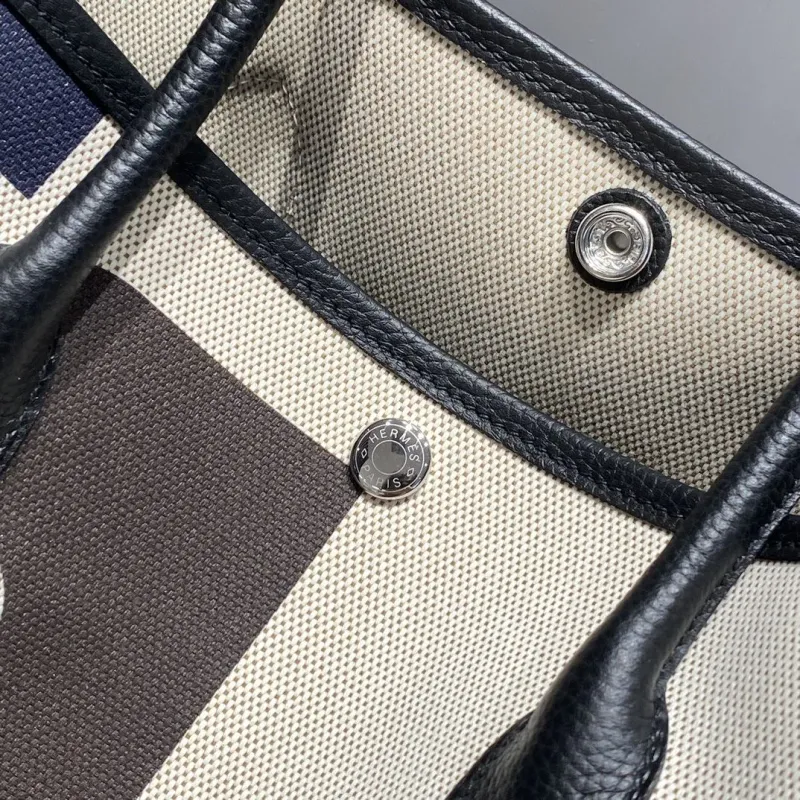 Hermes Navy Cream Maroon Canvas Tote Bag - Image 4