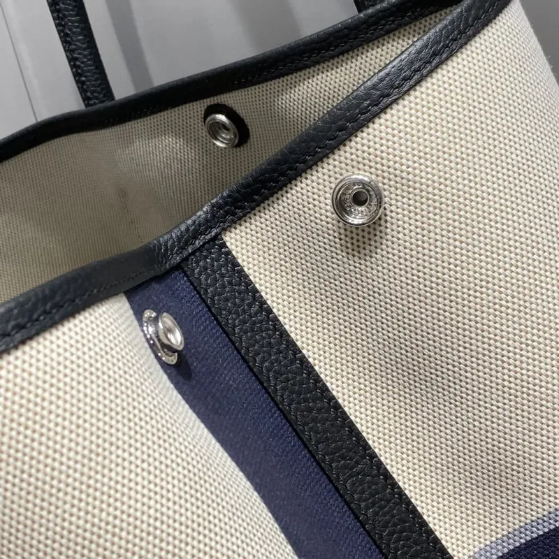 Hermes Navy Cream Maroon Canvas Tote Bag - Image 5