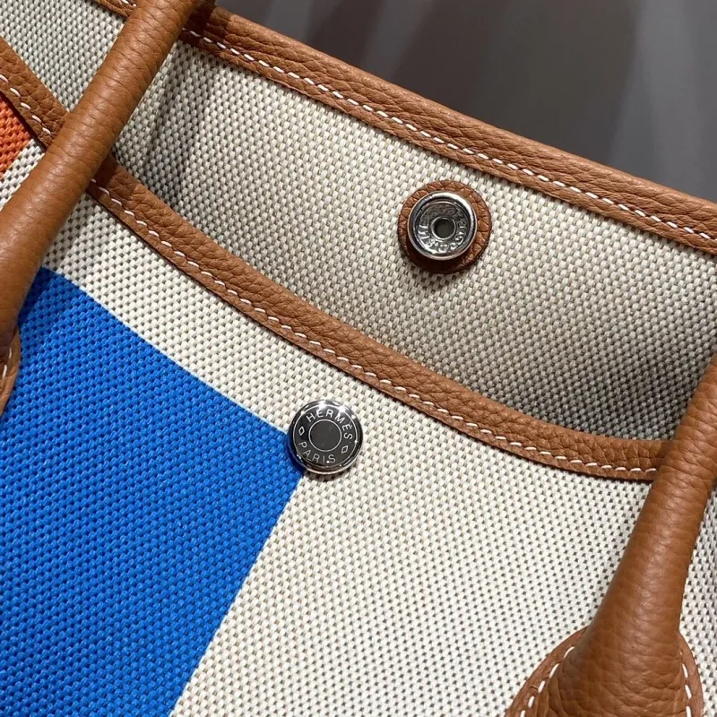 Hermes Multicolor Canvas Leather Tote Bag - Image 5