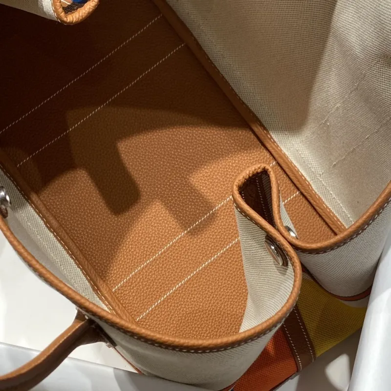 Hermes Multicolor Canvas Leather Tote Bag - Image 8