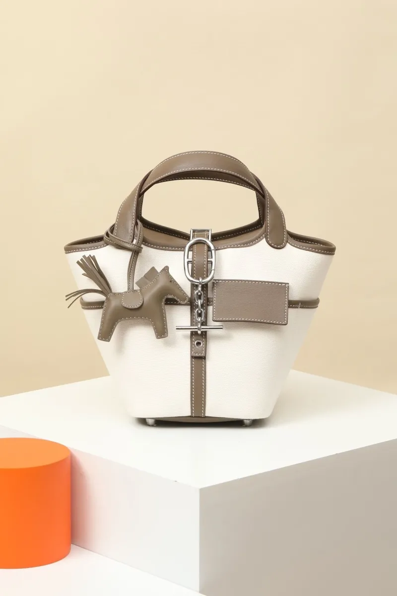 Alternative view of Hermes Shopping Bags-15