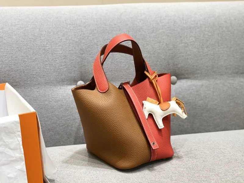 Hermes Two-Tone Brown Red Bucket Handbag - Image 4
