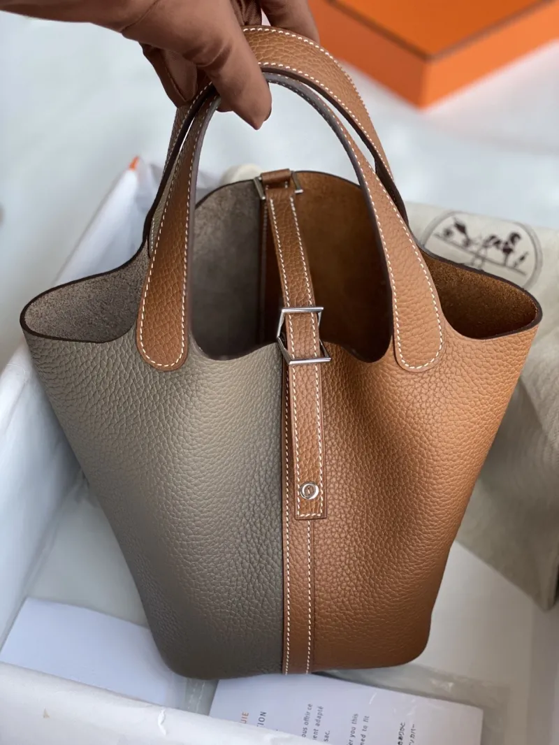 Alternative view of Hermes Shopping Bags-18