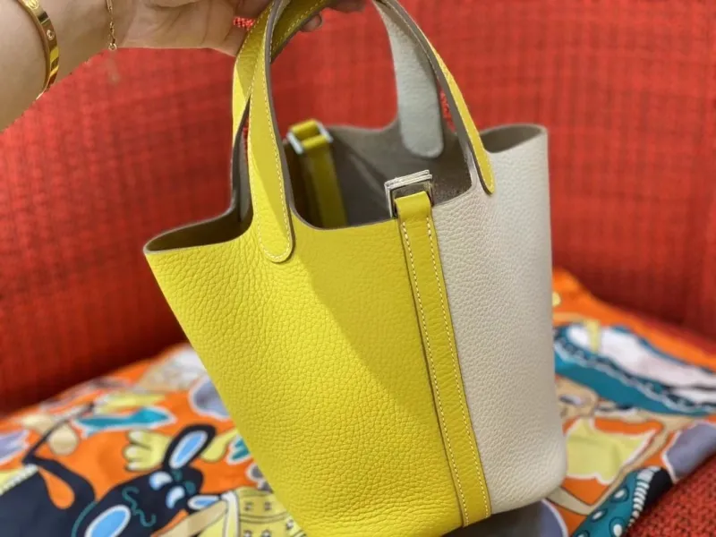 Hermes Two Tone Yellow Cream Bucket Bag - Image 3