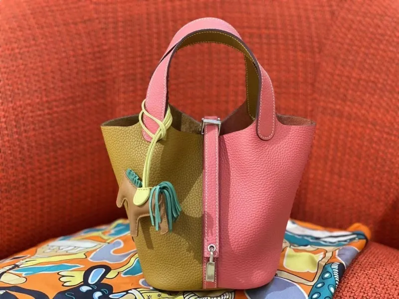 Alternative view of Hermes Shopping Bags-20
