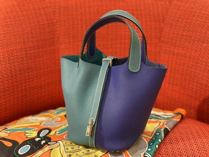 Hermes Shopping Bags-21
