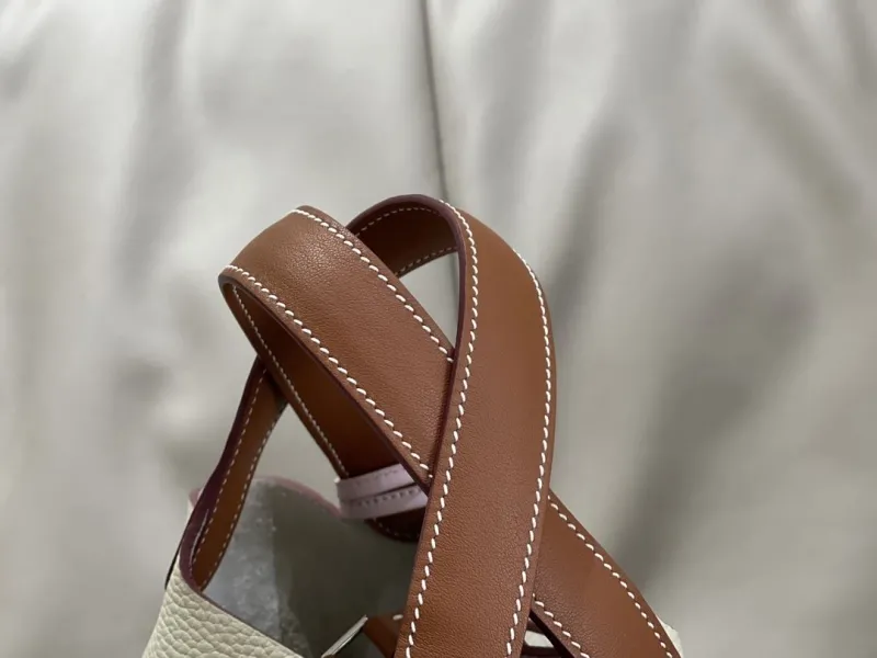 Hermes Cream Brown Leather Bucket Bag with Pony Charm - Image 7
