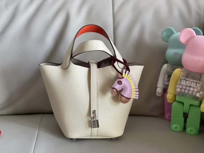 Hermes Shopping Bags-27