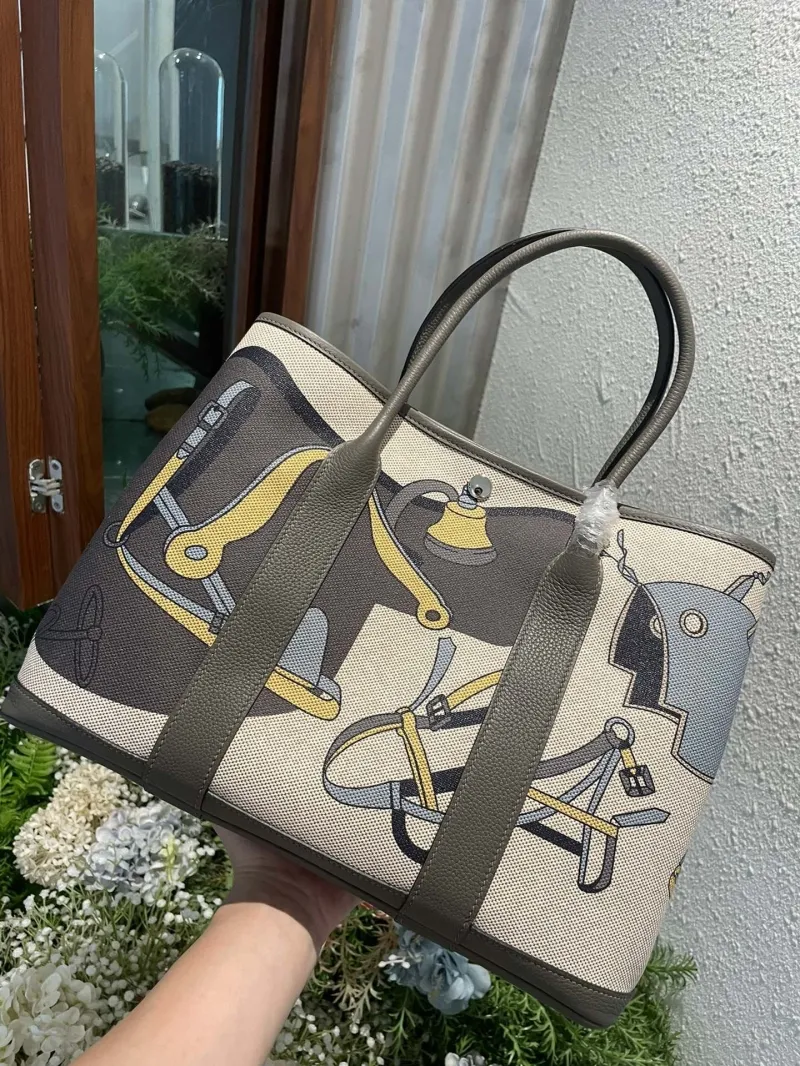 Hermes Gray Beige Canvas Tote Bag