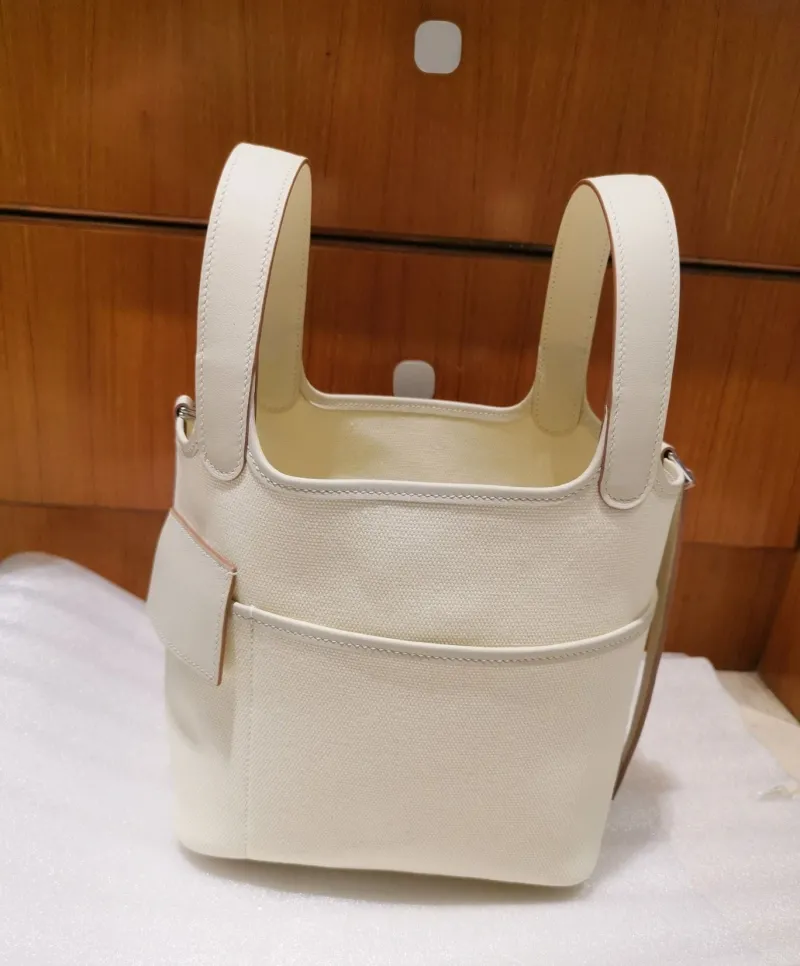 Hermes Cream Bucket Shopping Bag 35 - Image 3