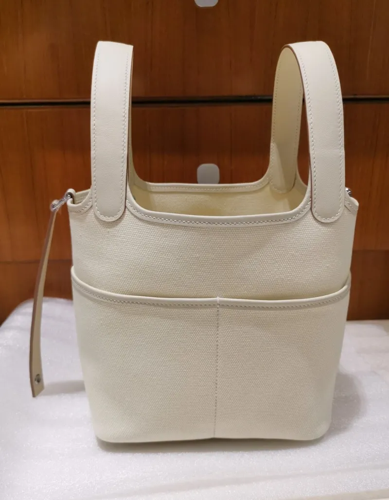 Hermes Cream Bucket Shopping Bag 35 - Image 4
