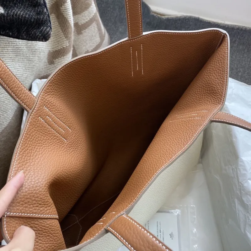 Hermes Cream Leather Tote Bag - Image 5