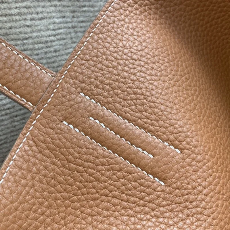 Hermes Cream Leather Tote Bag - Image 6