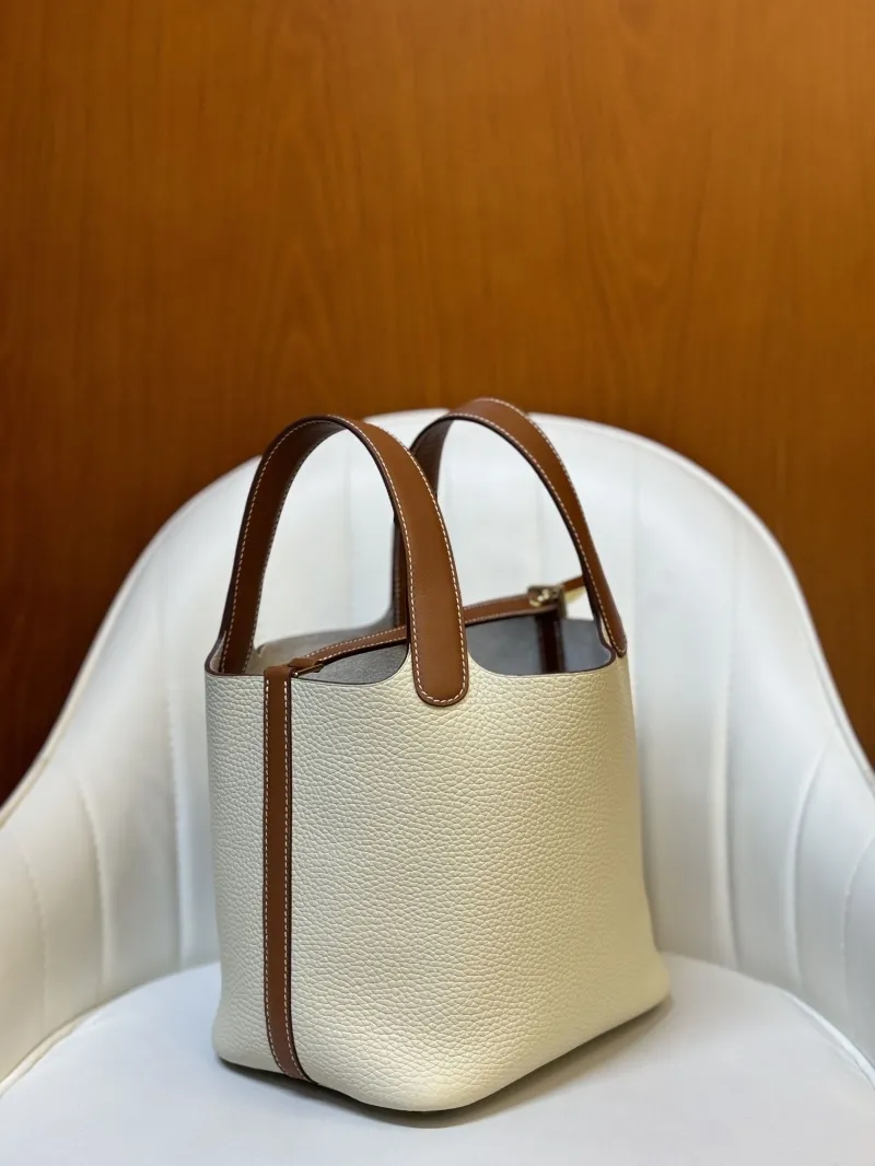Alternative view of Hermes Shopping Bags-46