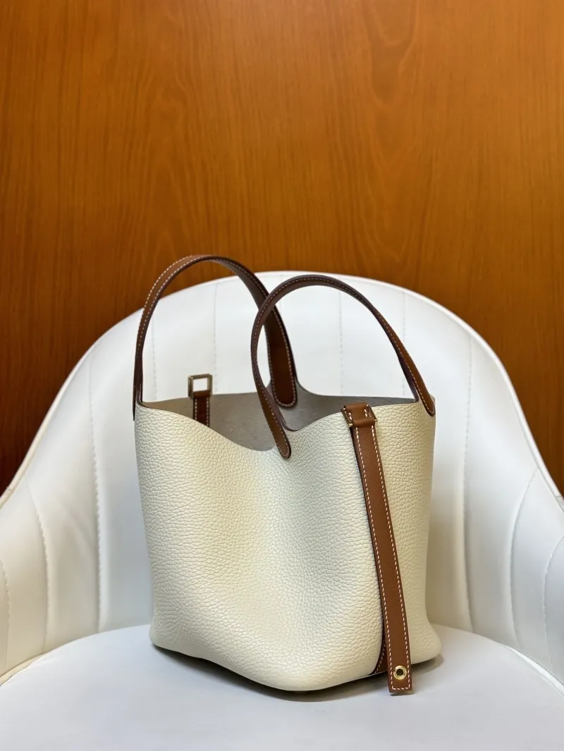 Hermes Cream Brown Leather Bucket Bag - Image 3