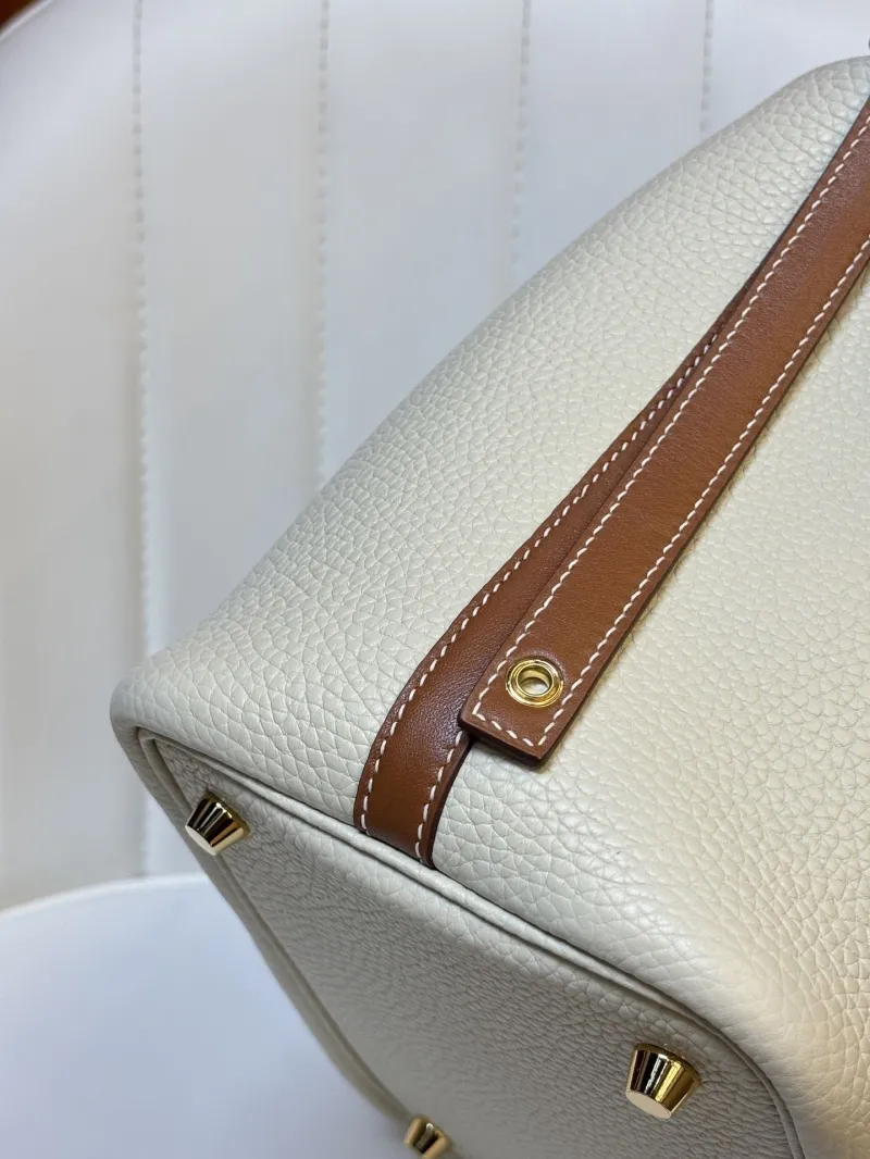 Hermes Cream Brown Leather Bucket Bag - Image 5