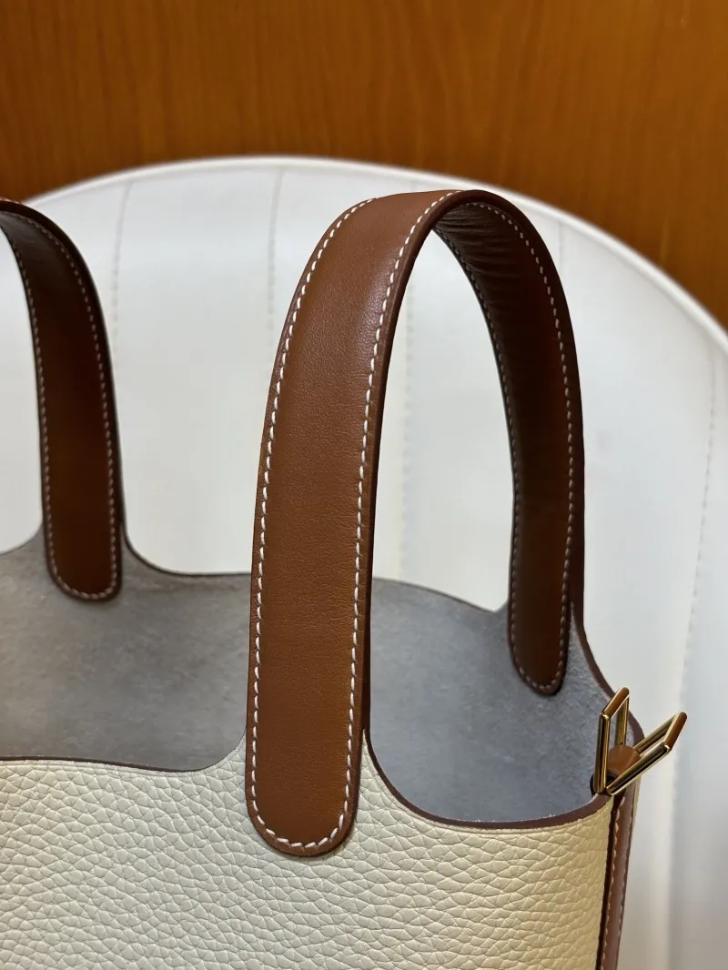 Hermes Cream Brown Leather Bucket Bag - Image 7