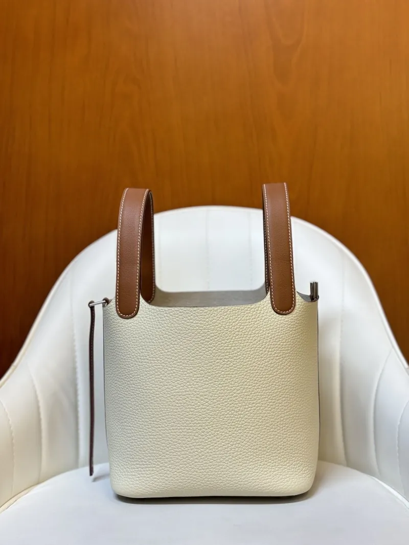 Hermes Cream Brown Leather Bucket Bag - Image 4