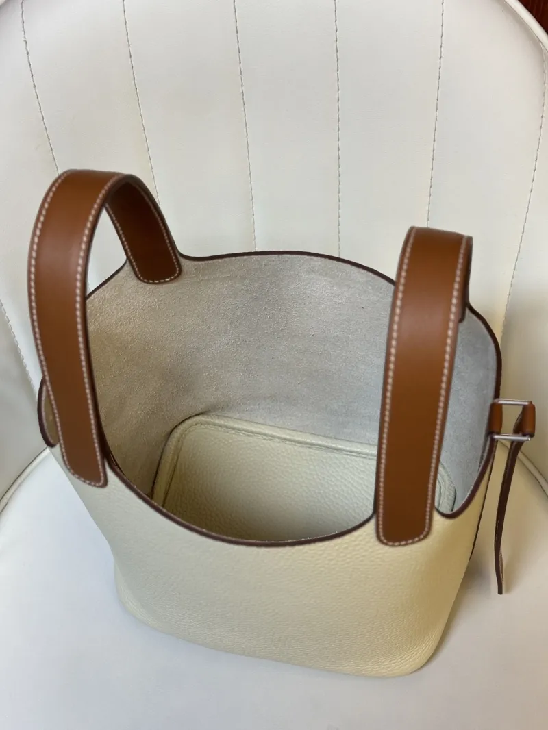 Hermes Cream Brown Leather Bucket Bag - Image 5