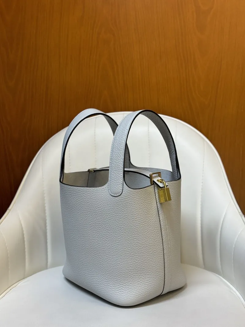 Hermes Pale Blue Leather Bucket Handbag - Image 4