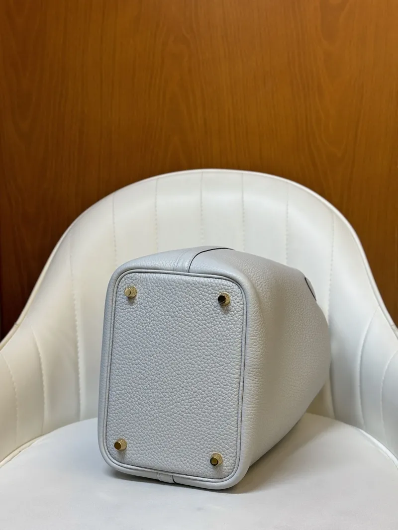 Hermes Pale Blue Leather Bucket Handbag - Image 6