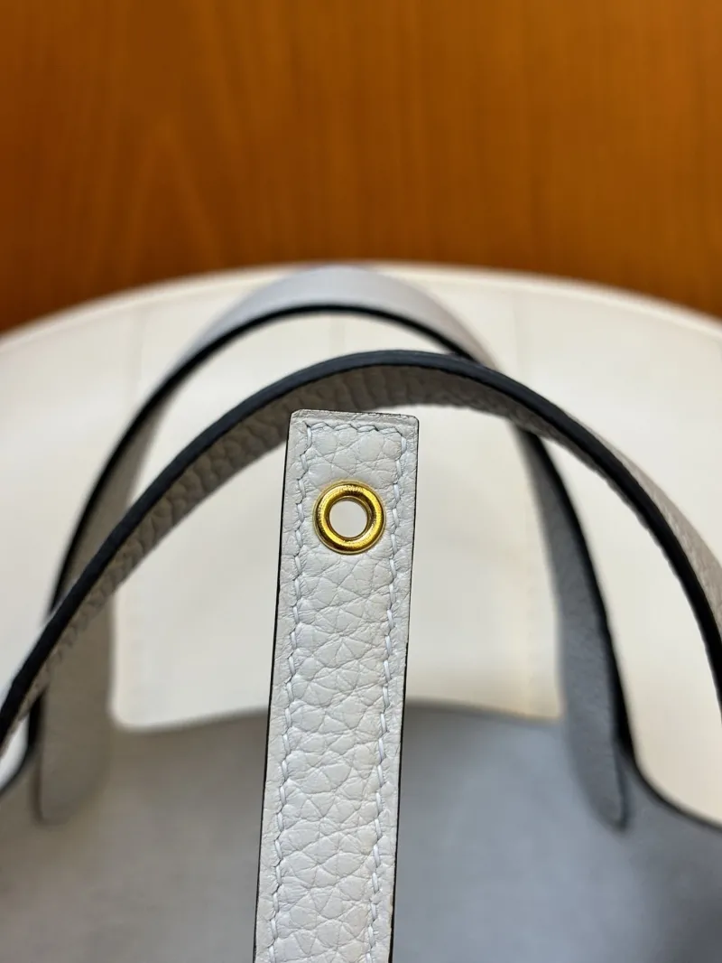 Hermes Pale Blue Leather Bucket Handbag - Image 9