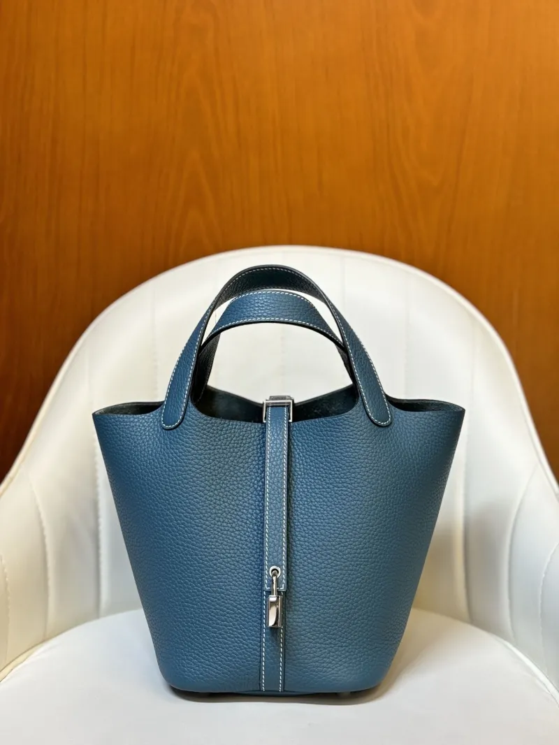Hermes Shopping Bags-51