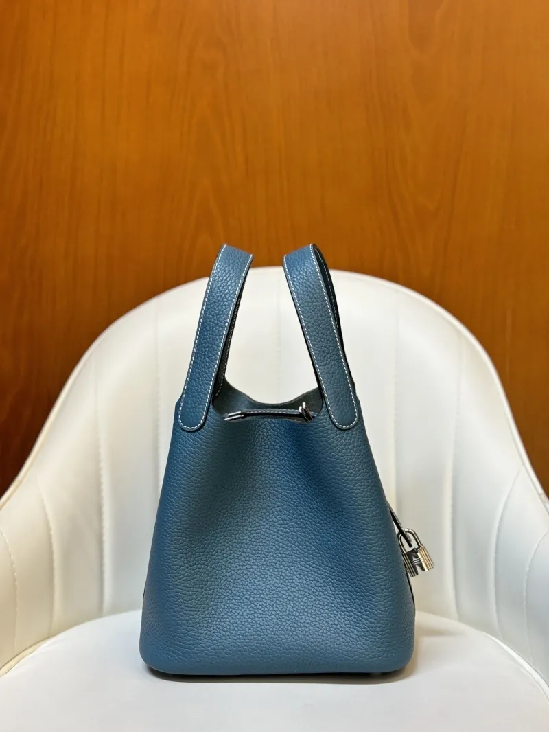 Alternative view of Hermes Shopping Bags-51