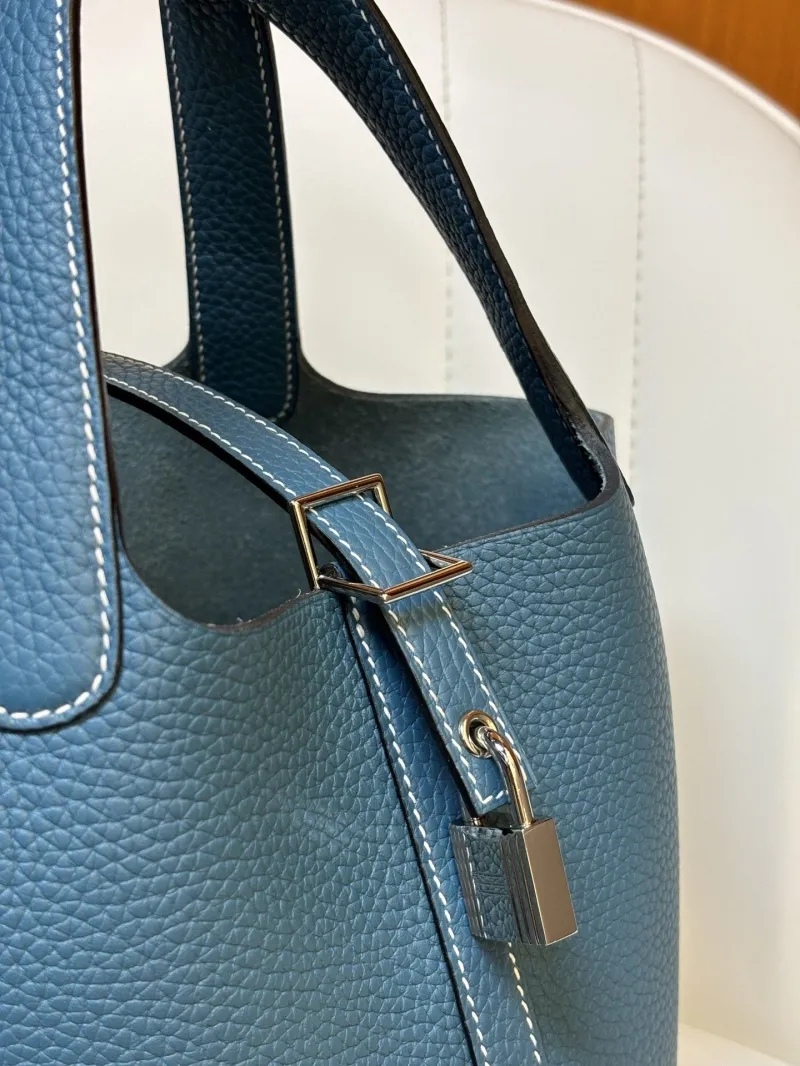 Hermes Blue Leather Bucket Bag - Image 5