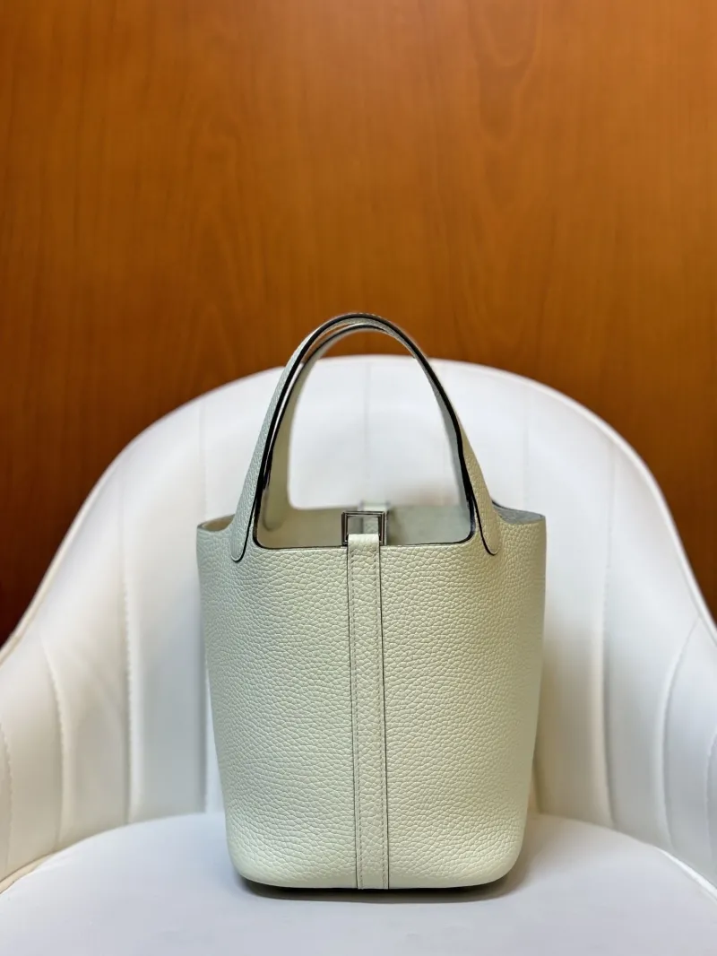 Hermes Light Green Bucket Handbag 53 - Image 3