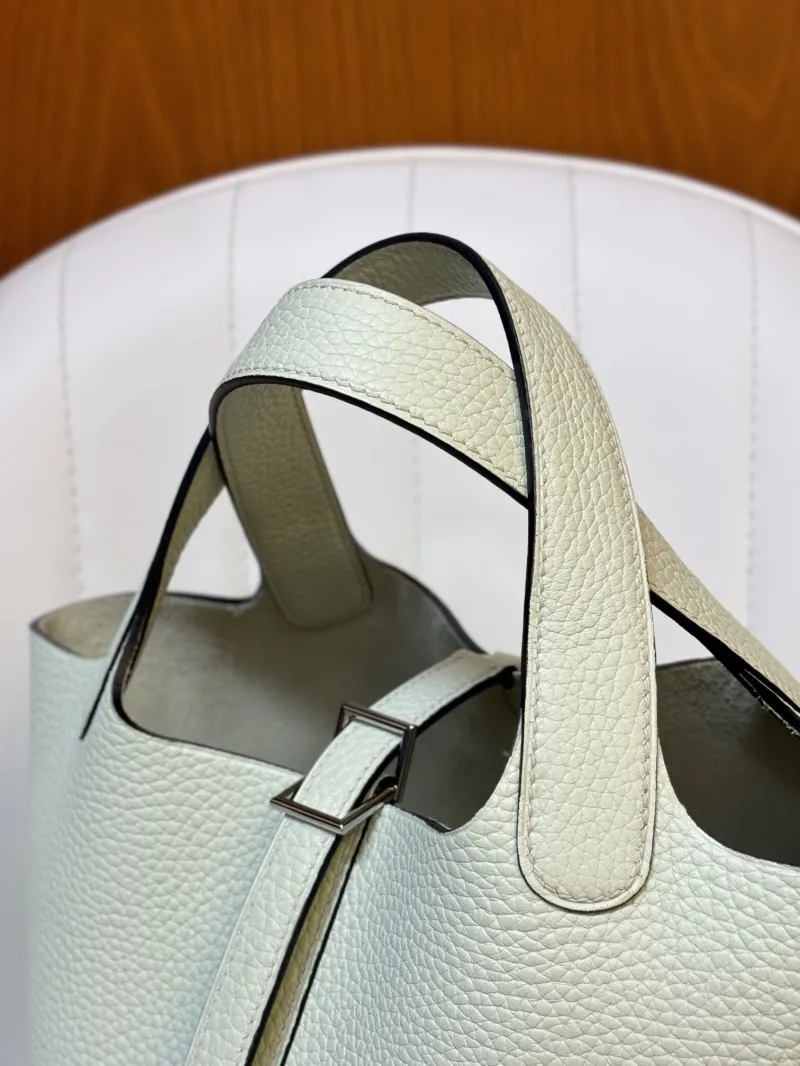 Hermes Light Green Bucket Handbag 53 - Image 5