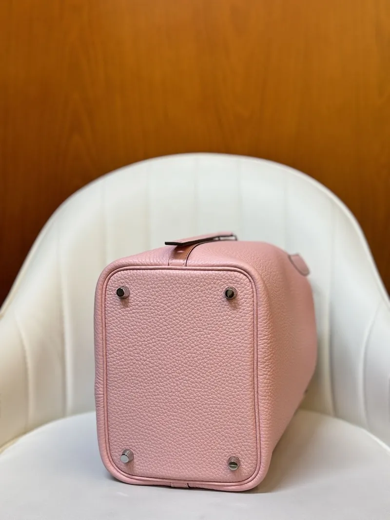 Alternative view of Hermes Shopping Bags-55