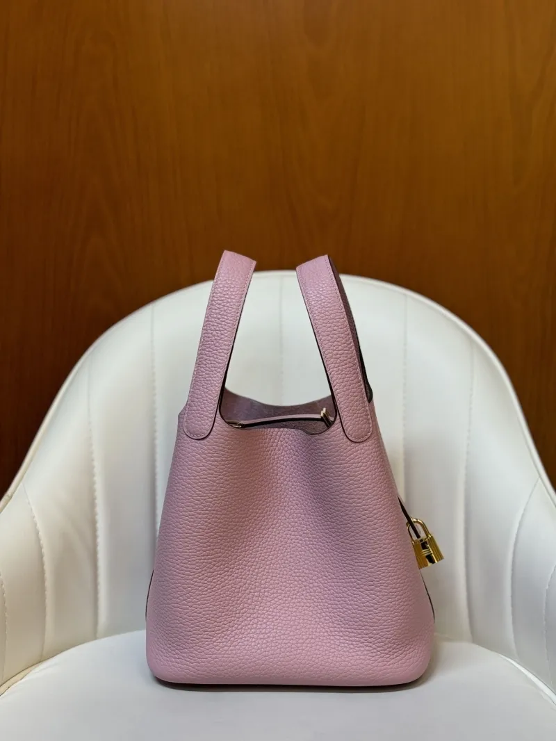 Alternative view of Hermes Shopping Bags-56