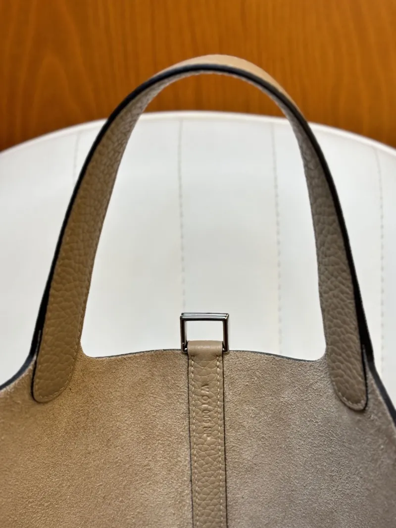 Alternative view of Hermes Shopping Bags-59