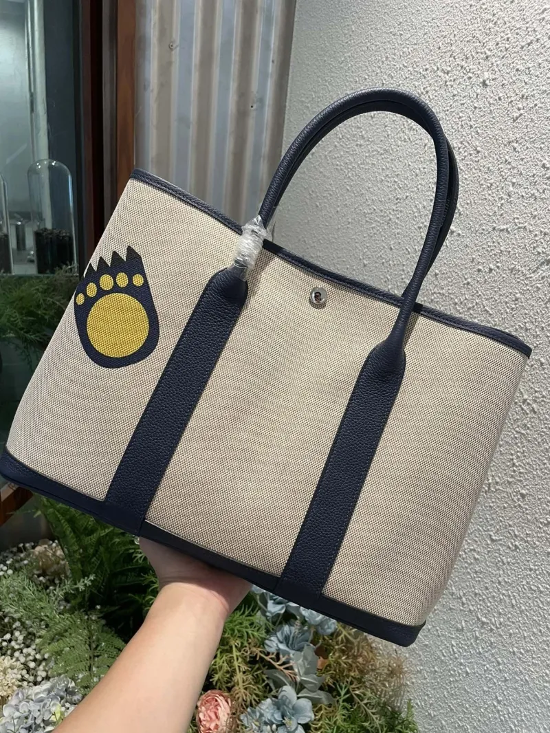 Hermes Navy Beige Canvas Tote Bag - Image 4