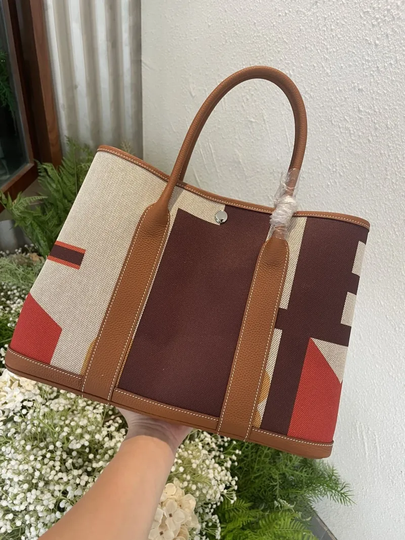 Hermes Shopping Bags-65