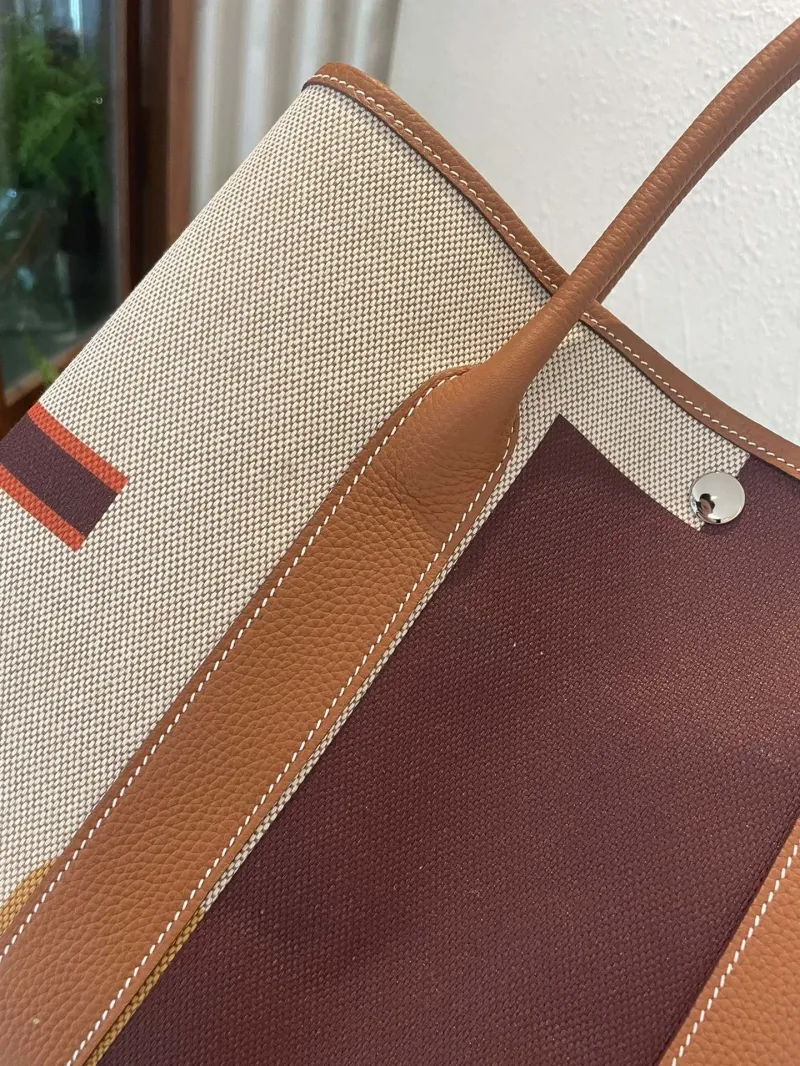 Alternative view of Hermes Shopping Bags-65