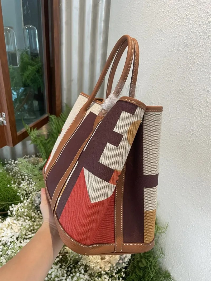 Hermes Geometric Canvas Tote Bag 65 - Image 3